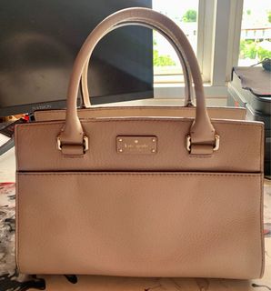 (Category: ) located in . Submitted by shopwithJayk (Listing ID 1101018515, Image 1). Description: .
