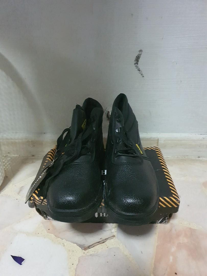 Safety shoes Men s Fashion Footwear Boots on Carousell