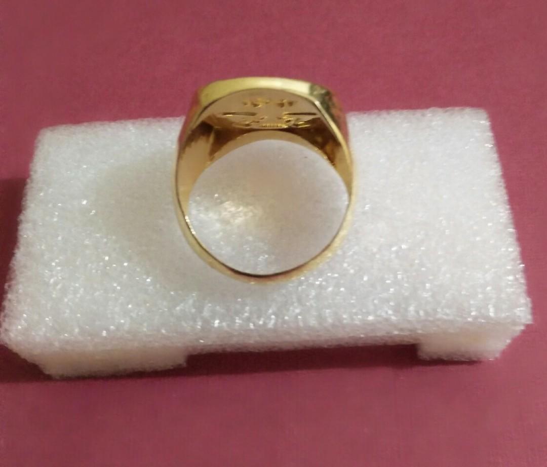 Saudi gold ring for men (Category: Jewelry) located in Las Pinas. Submitted by highlyfavored66 (Listing ID 1101102287, Image 3). Description: For sale or swap sa motorcycle. prefferably honda click/yamaha mio soul with clean and legit papers. willing to add cash if nescessary.Slightly used saudi gold ring for men. 18 karats, weighs 4.5 size 9. pawnable and a good choice of investment. price is negotiable.Used it only 3 times and not using it anym