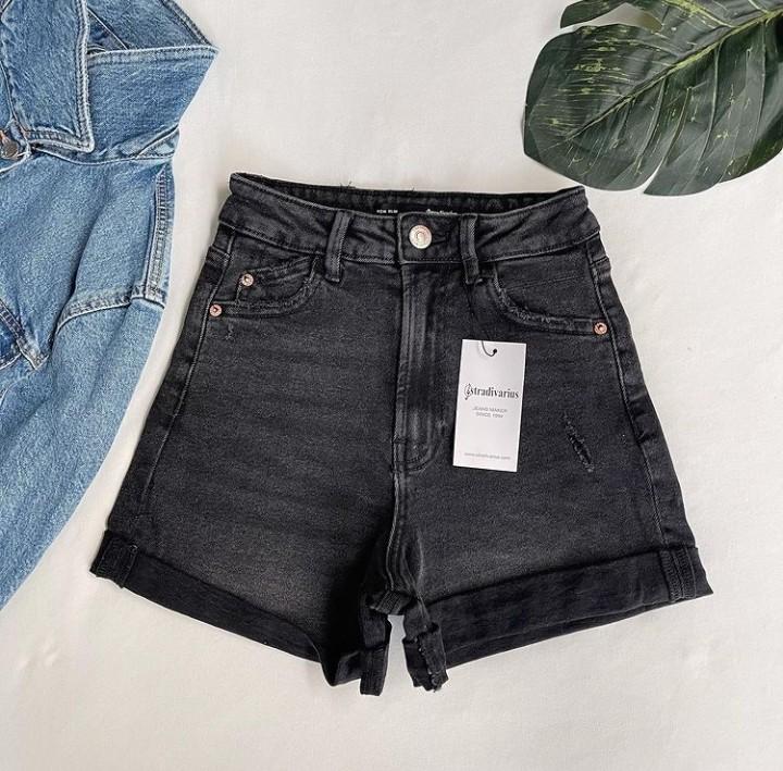 Stradivarius super highwaist black 