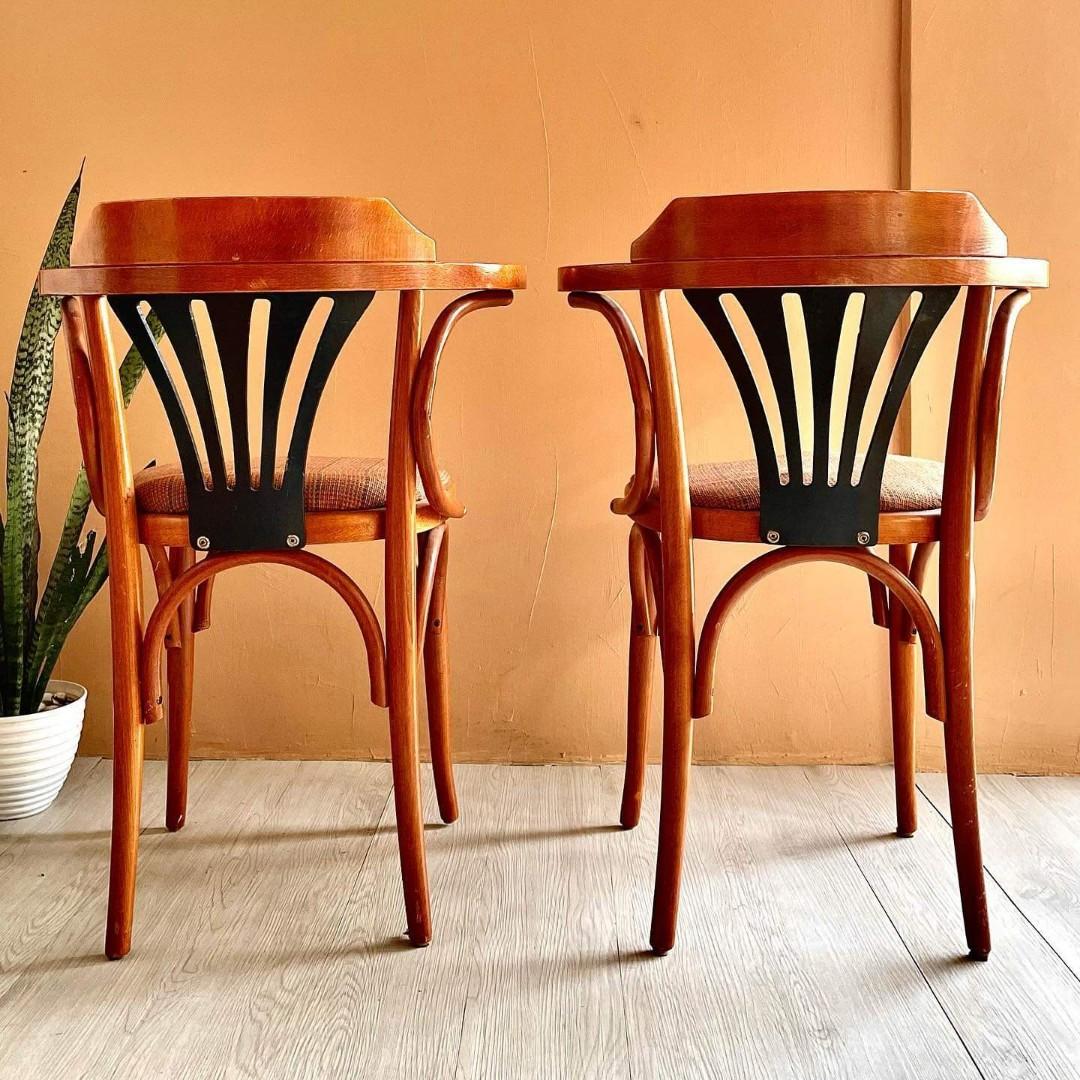 Thonet shop no 24