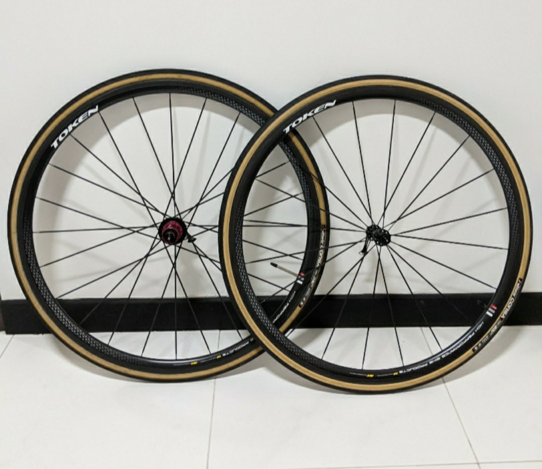 Token clearance c28 wheelset
