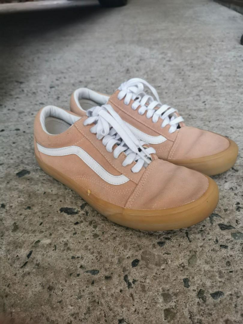 vans half cab gum sole