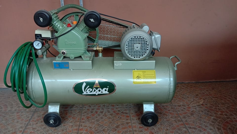 Vespa Air Compressor, Commercial & Industrial, Construction Tools