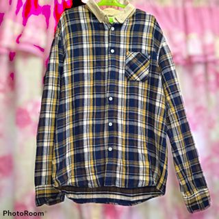 (Category: ) located in . Submitted by topshop00 (Listing ID 1101371447, Image 1). Description: .