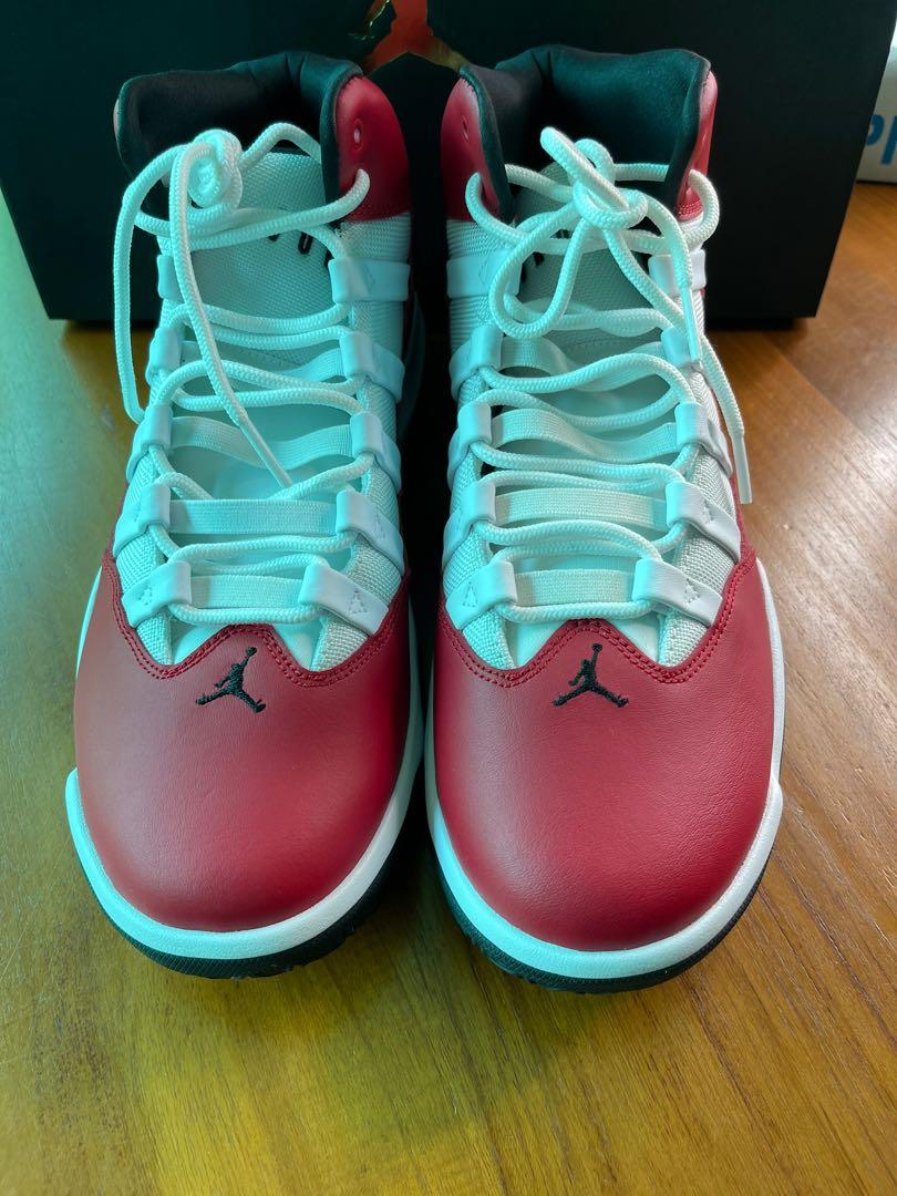 AIR JORDAN MAX AURA RED WHITE BLACK UK 9 US10 Men s
