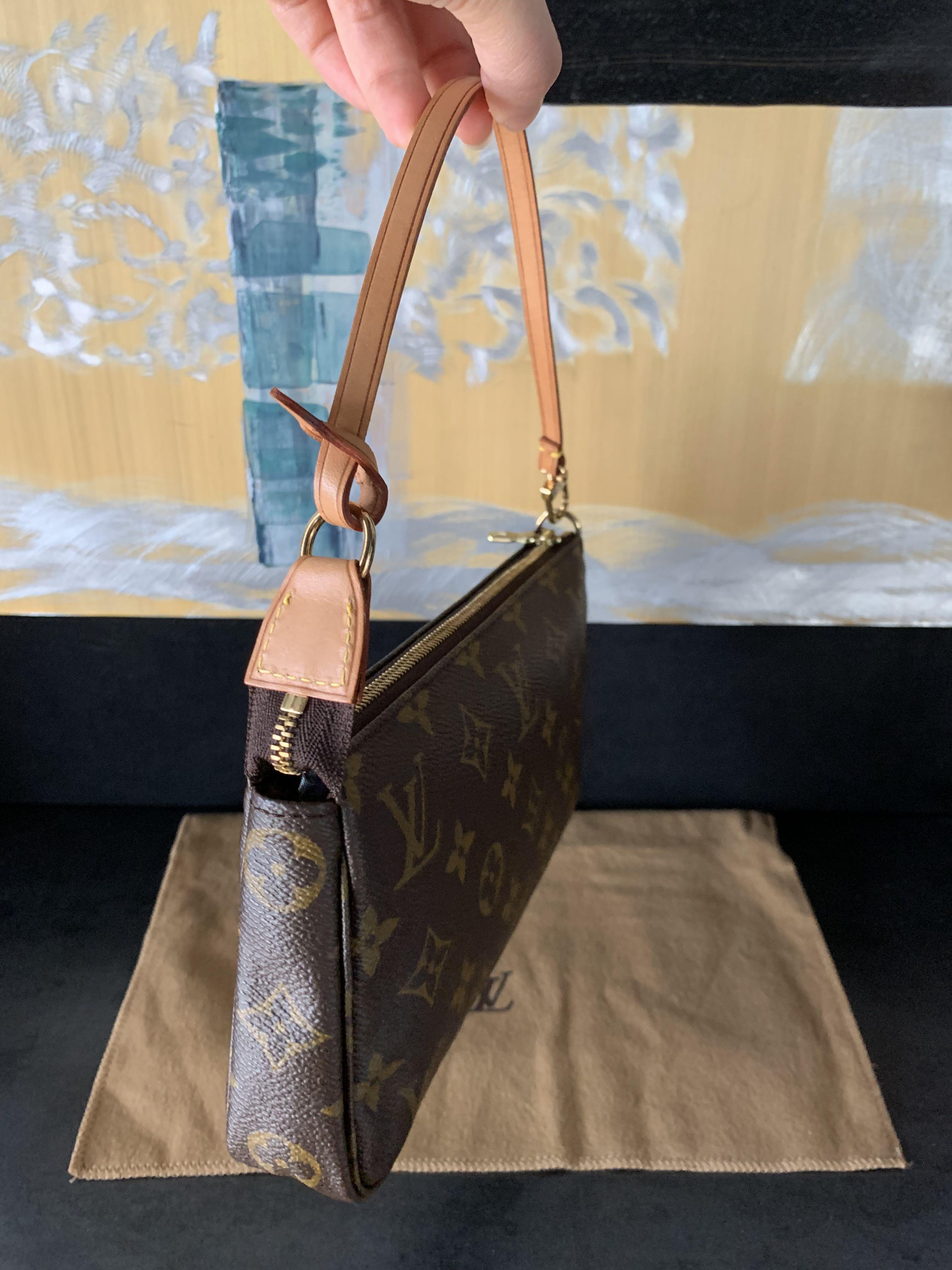 LV Pochette Accessories M40712 