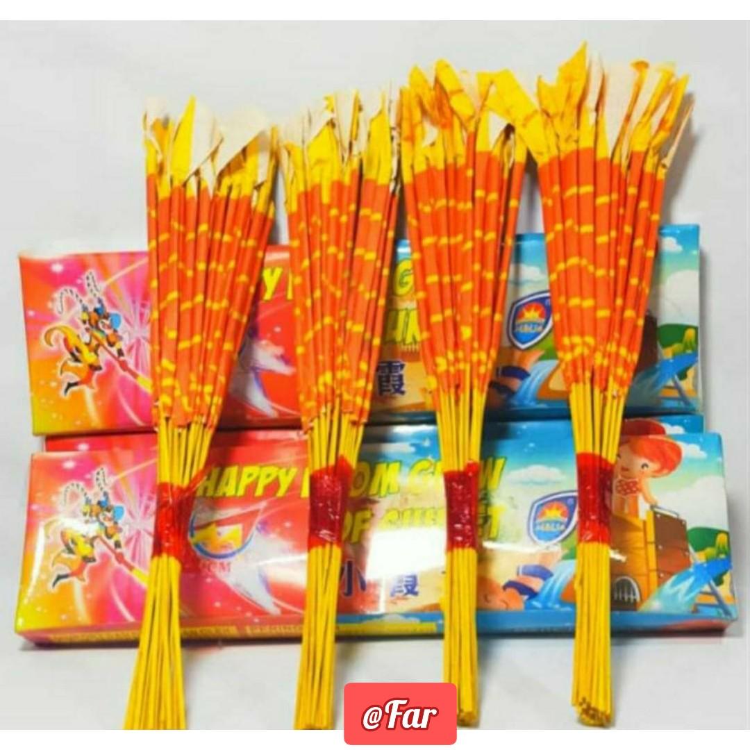 bunga api satay (Category: Flowers & Bouquets) located in Bangi. Submitted by akramshop99 (Listing ID 1101301004, Image 2). Description: Raya haji dah hampir tiba readystok Selfpickup sek 7 bandar baru bangi Stok adalah terhad.