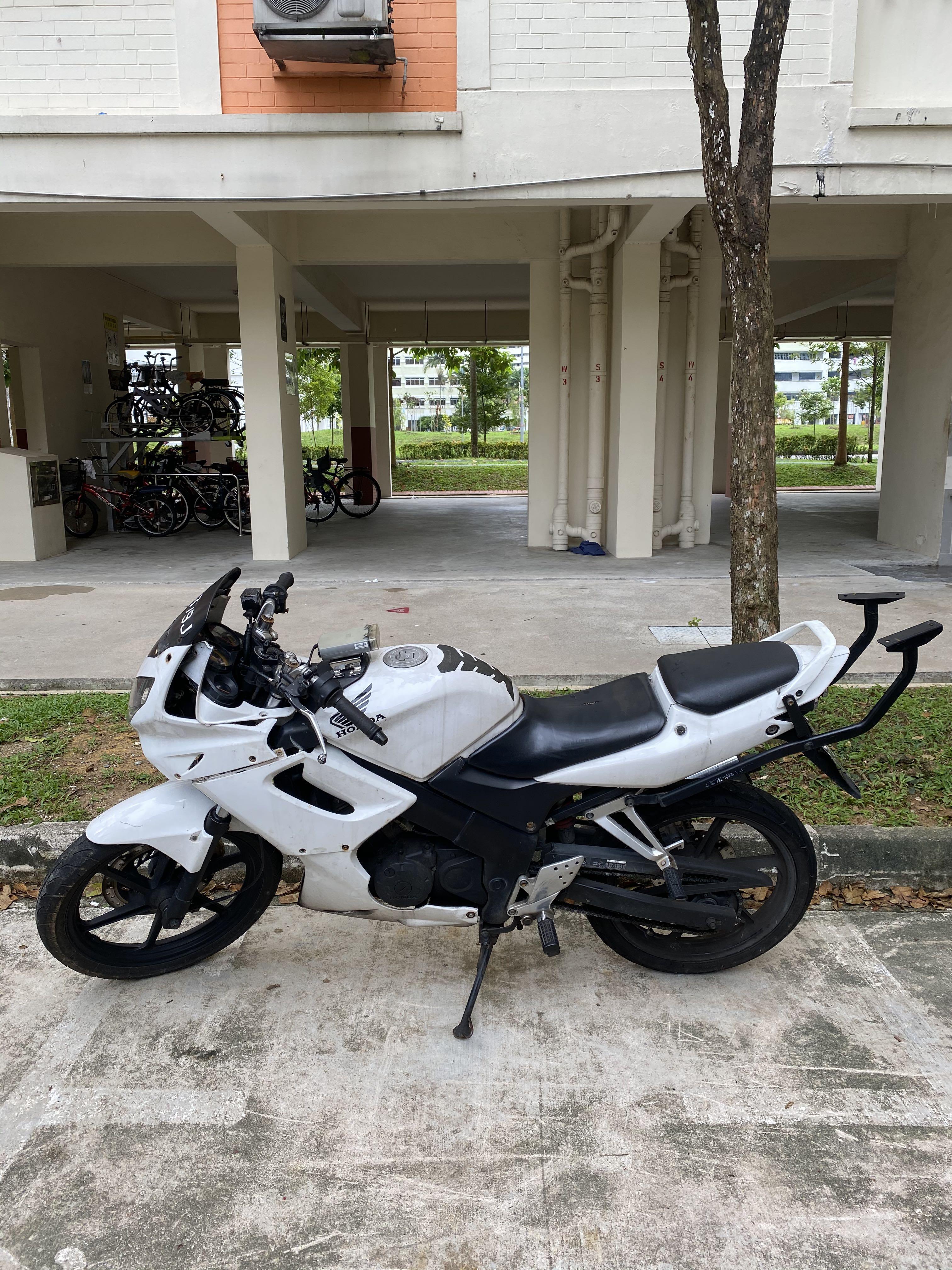 Cbr 150 carb sale type