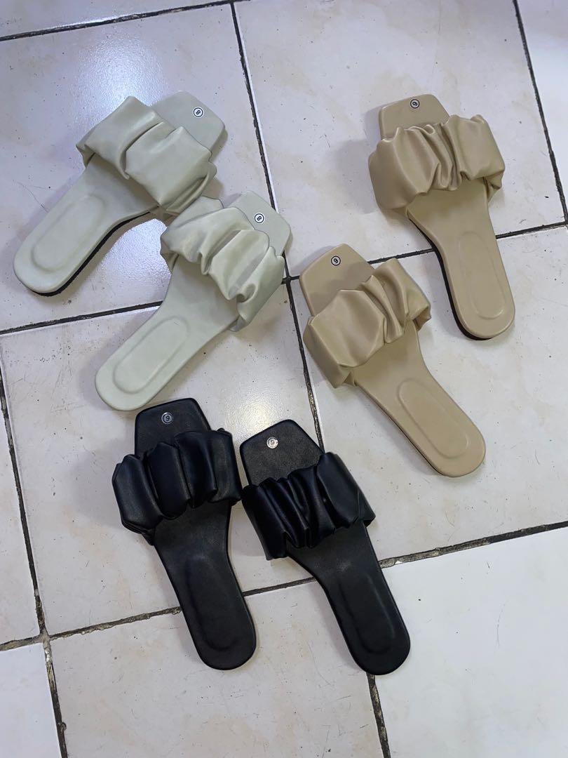 Crumpled Scrunchie Square One Toe Strap Classy Sandals Slides (Category: Sandals) located in Manila. Submitted by thullah (Listing ID 1101305255, Image 1). Description: Crumpled Scrunchie Square One Toe Strap Classy Sandals Slides Off-white: Size 8 Black: size 9 Beige: sold.