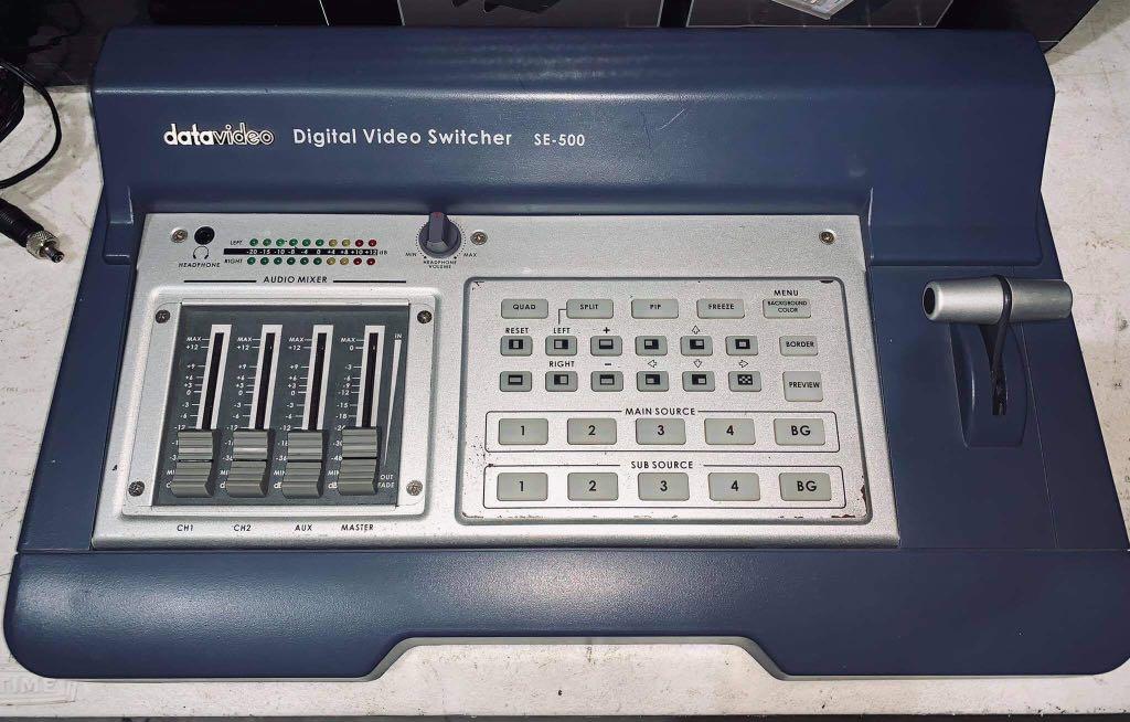 Data Video SE500 (Category: Soundbars, Speakers & Amplifiers) located in Manila. Submitted by nicefab (Listing ID 1101386339, Image 1). Description: DATA VIDEO SE500 SD 4-Channel Digital Video Switcher - Mint (8/10) condition - Comes with free tour case - Php 15,000 (negotiable) Specifications: 4 Channel Analogue Vision Mixer S-Video (Y/C) or Composite Video Inputs Component YUV / S-Video (Y/C) / 2 x Composite Video Outputs 1 x Stereo (Unbalanced