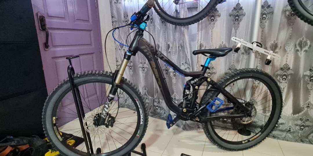 GIANT Reign 2 2012 Full Suspension Mountain Bike Sports