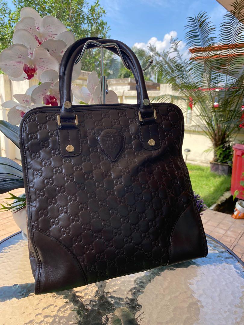 Gucci Black Matelasse Leather Marmont Crossbody Bag