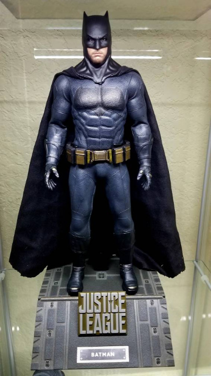 Hot Toys Justice League Batman, Hobbies & Toys, Toys & Games on Carousell