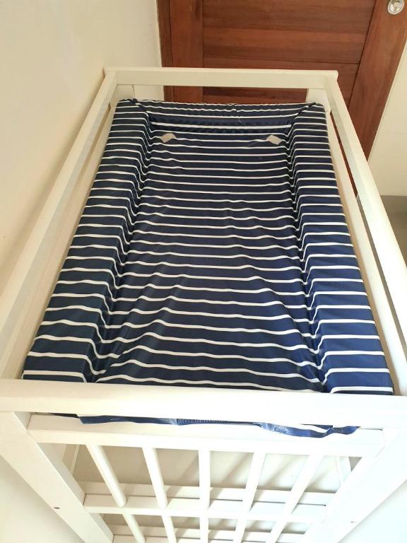 IKEA Change Table (Premium Product), Bayi & Anak, Ranjang Bayi di Carousell