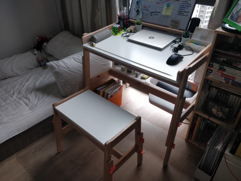 FLISAT Children's desk, adjustable - IKEA