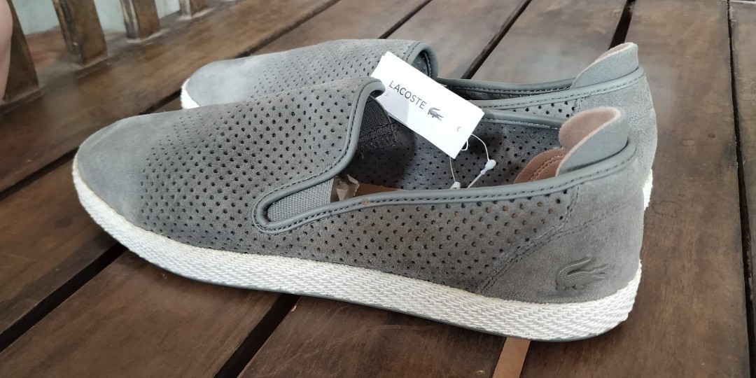 Lacoste tombre slip on top