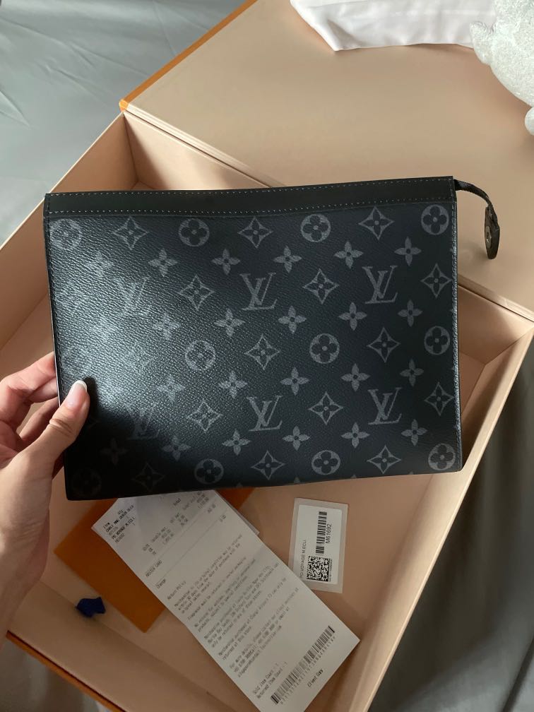 Authenticated Used LOUIS VUITTON Louis Vuitton Pochette Voyage MM Taiga  Second Bag M30399 Cobalt Clutch Handbag Card Case Storage 