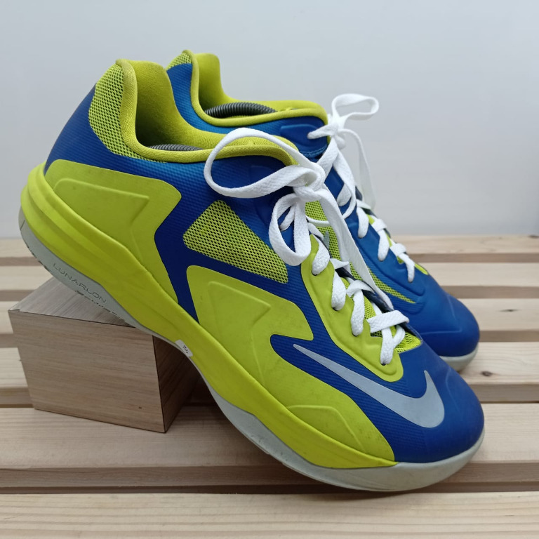 NIKE LEBRON ST III