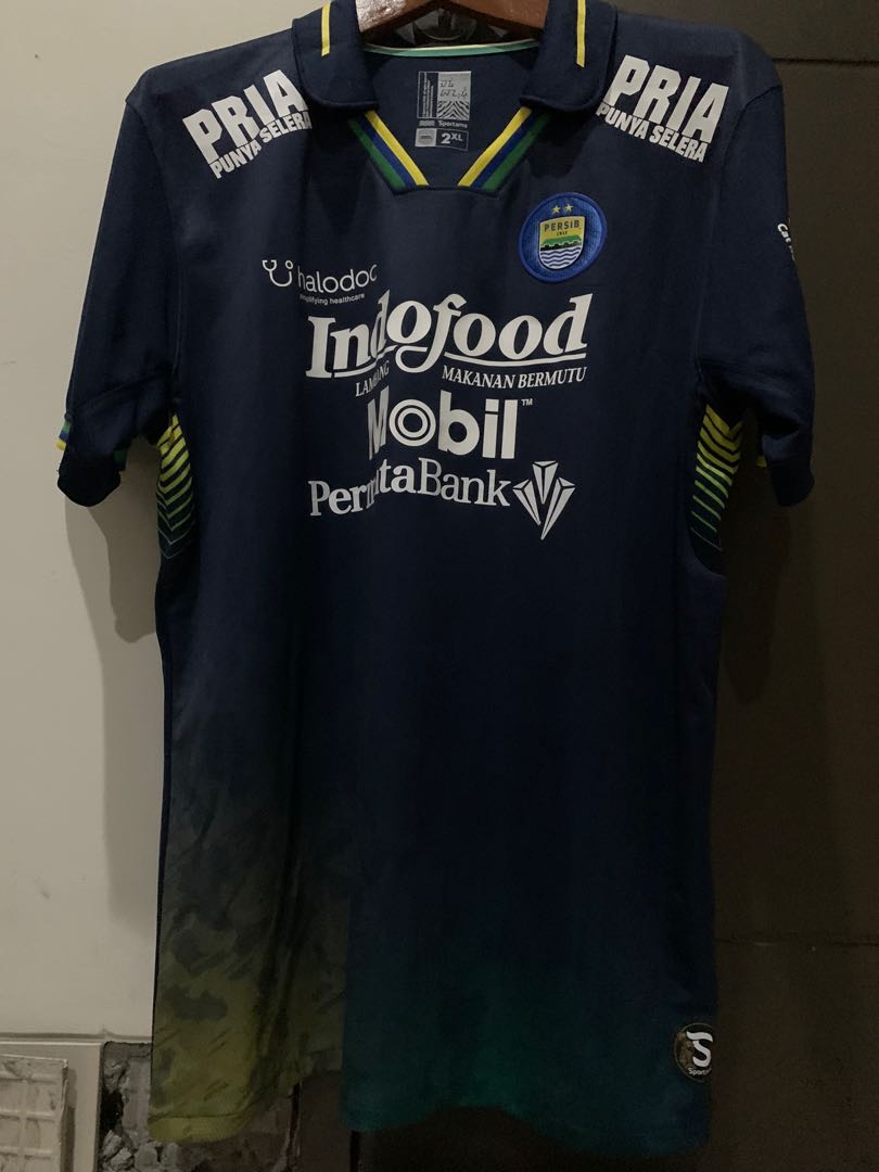 Persib Bandung 2015 League Home, Away and Third Kits - FOOTBALL