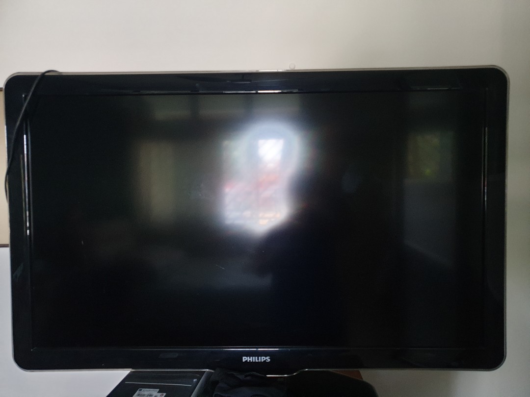 PHILIPS 42" LCD TV, TV & Home Appliances, TV & Entertainment, TV on ...