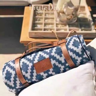 (Category: ) located in . Submitted by shopbop (Listing ID 1101326333, Image 1). Description: .