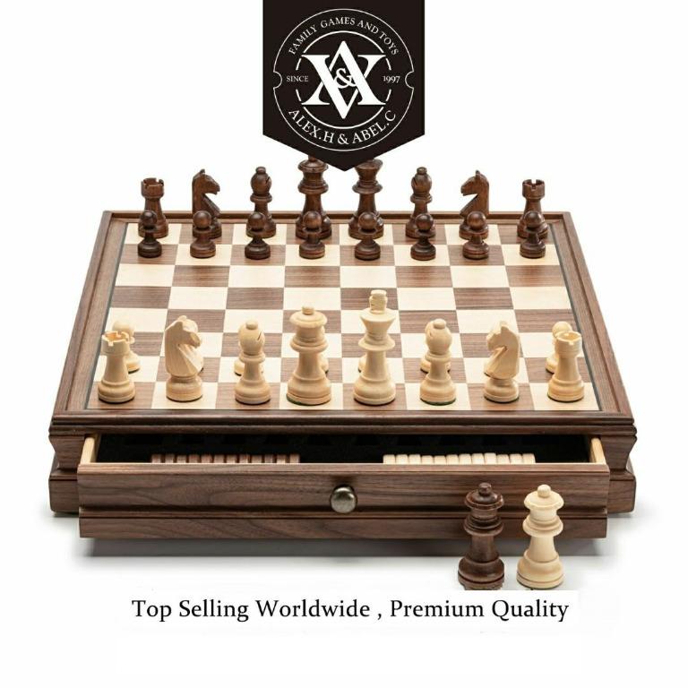 Natural 17 Pieces Staunton Triple Weight Chess Pieces Half Set - Two Queens 
