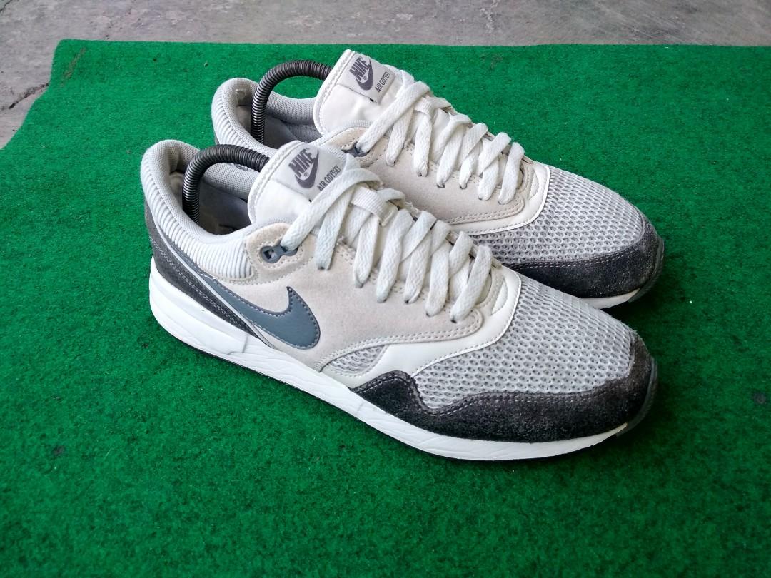Sepatu nike odyssey top