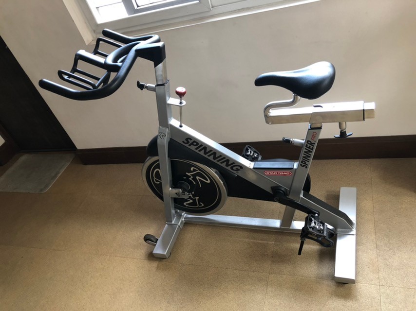 Spinning bike from Golds Gym, Sports 