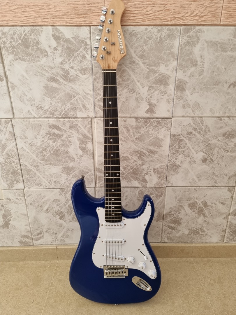 Suzuki sst a12f
