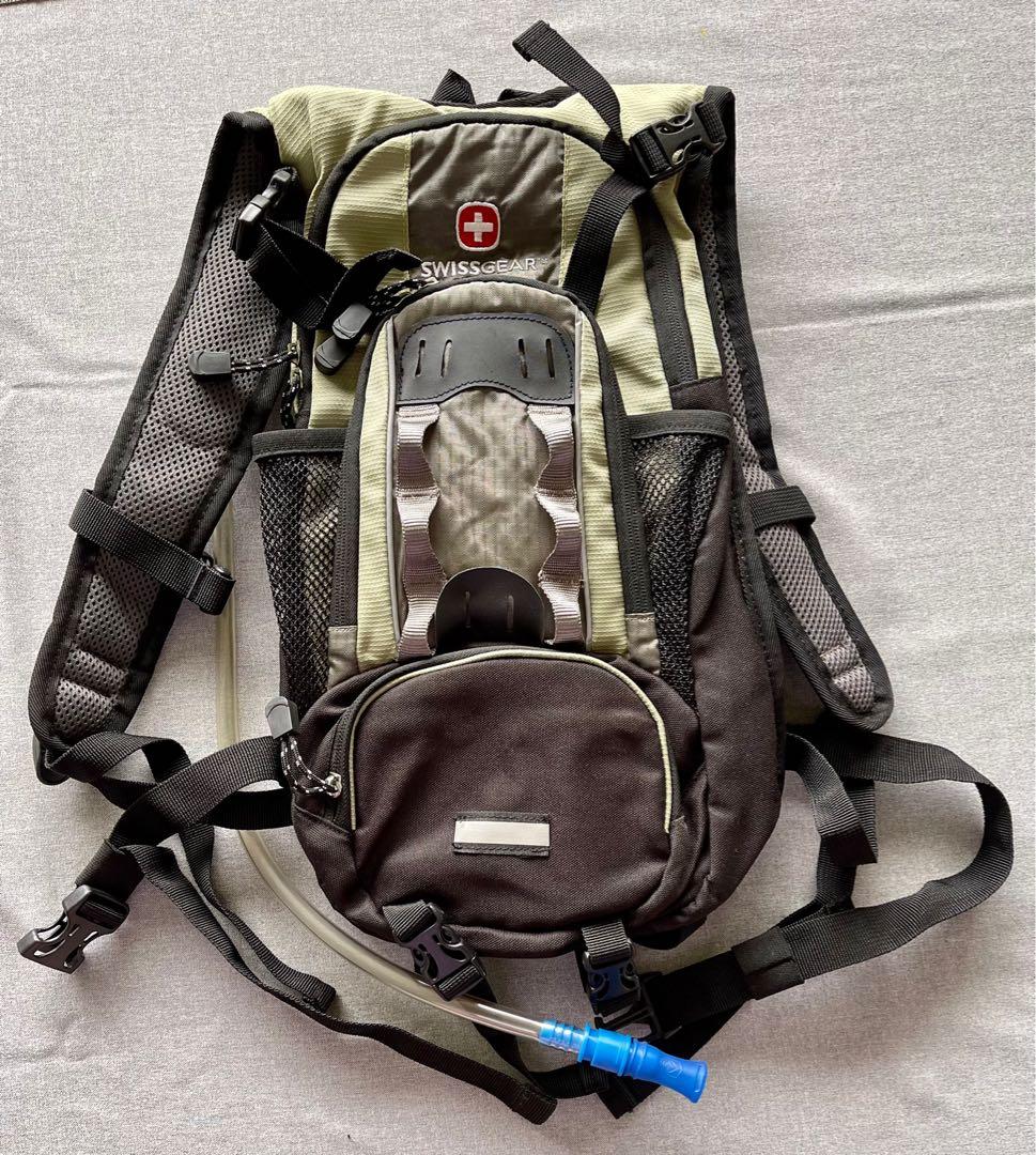 Swiss Gear Hydration Backpack 2L Original, Men's Fashion, Bags