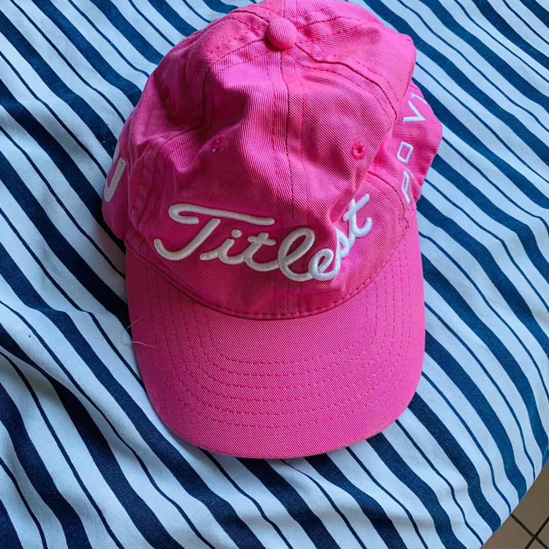 Titleist outlet pink hat
