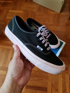 (Category: ) located in . Submitted by sneakerone (Listing ID 1101229103, Image 1). Description: .