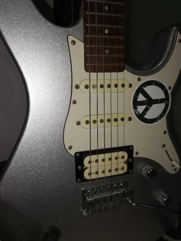 Yamaha Pacifica 112V whole set. Guitar full set, Amplifier, pick