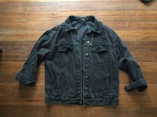 (Category: ) located in . Submitted by lvtho (Listing ID 1101263354, Image 1). Description: .