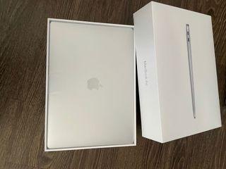 Apple M1 MacBook Air