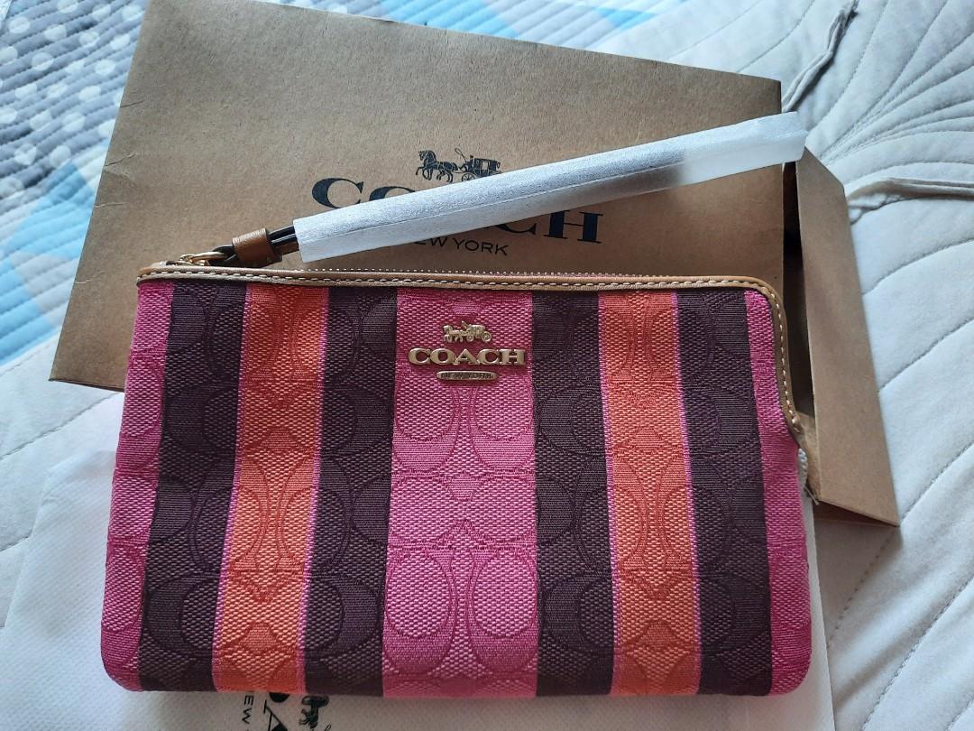 Coach Colette Leather Wristlet Clutch F52153 Brown New