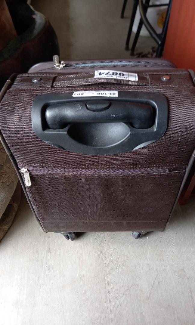 authentic mcgregor luggage hand carry, Luxury, Bags & Wallets on Carousell