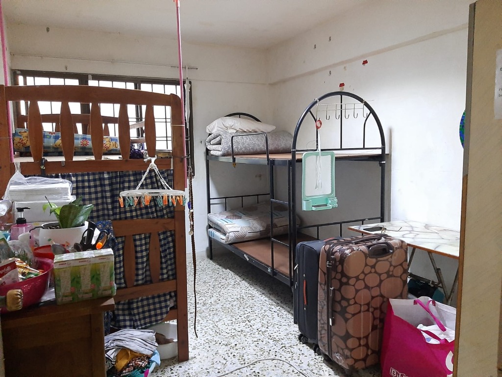 (Category: ) located in . Submitted by ad.12 (Listing ID 1101618326, Image 1). Description: .