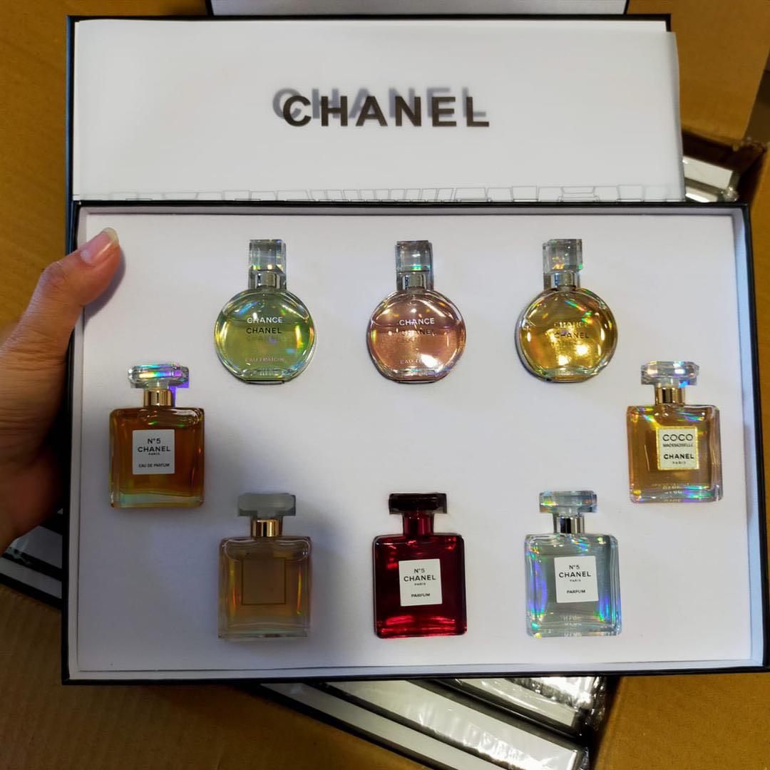 Chanel miniature perfume set 