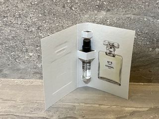 （分類：）位於 。 由 heaxchanel 提交（商品編號 1101594379，圖片 1）。簡介： 。