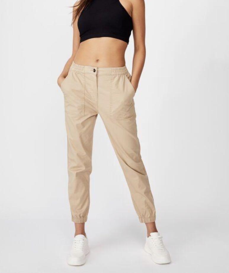 cotton on beige khaki pants, Women's Fashion, Bottoms, Other Bottoms on  Carousell