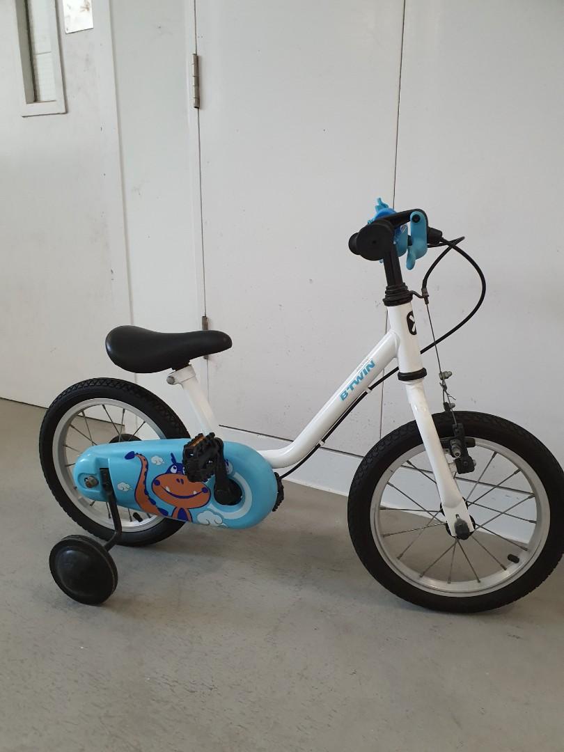 Decathlon Kids 14 Bicycle With Training Wheels Sports Equipment Bicycles Parts Bicycles On Carousell