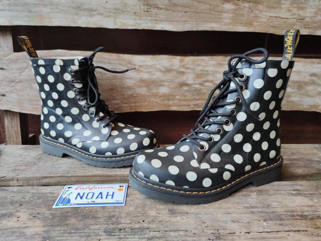 Dr. Martens Drench Boots, Women's Fashion, Footwear, Boots on Carousell