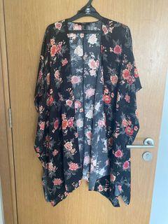 Forever 21 Floral Outer