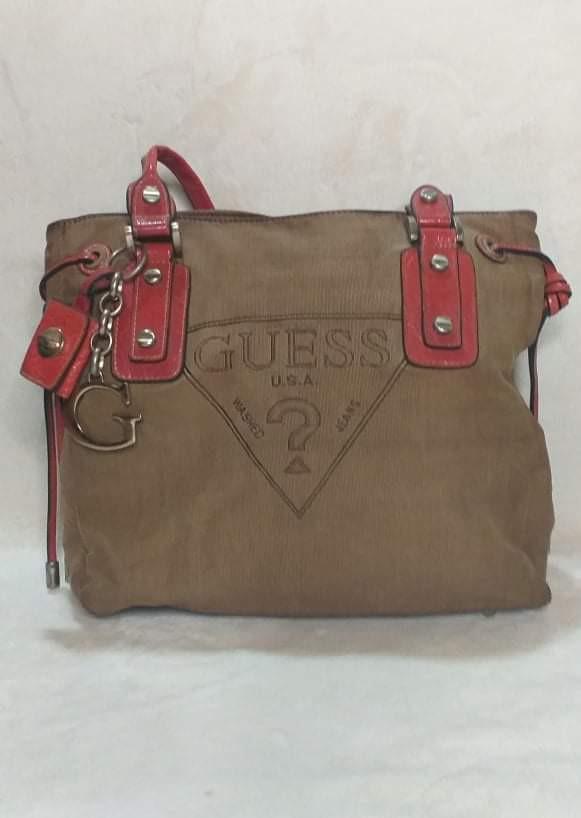 Guess brown bag (Category: Shoulder Bags) located in Cavite. Submitted by ms.lavander (Listing ID 1101602796, Image 1). Description: 💜 good for on the go girls/ladies.