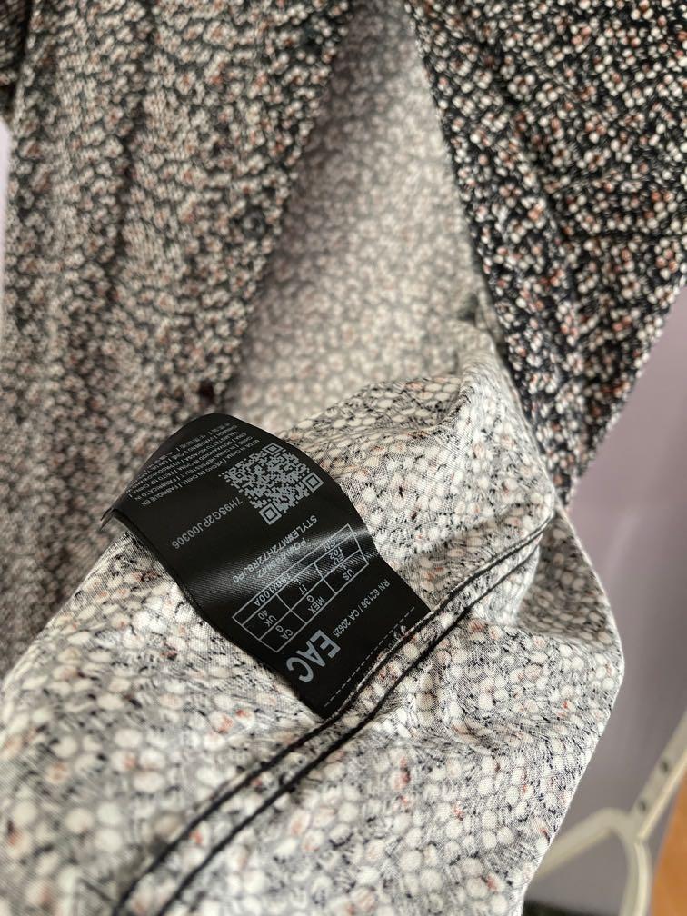 Guess camp collar (Category: Tshirts & Polo Shirts ) located in Quezon City. Submitted by chopblock (Listing ID 1101544992, Image 3). Description: .