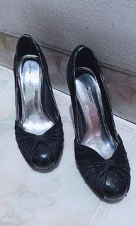 Hak Tinggi Hitam