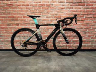 Last set SALE!!!  Java Suprema Road Bike Full Carbon Frame (Size 46)