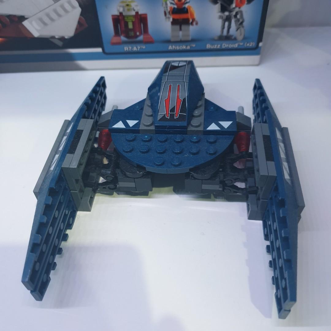 Ahsoka's starfighter and vulture discount droid